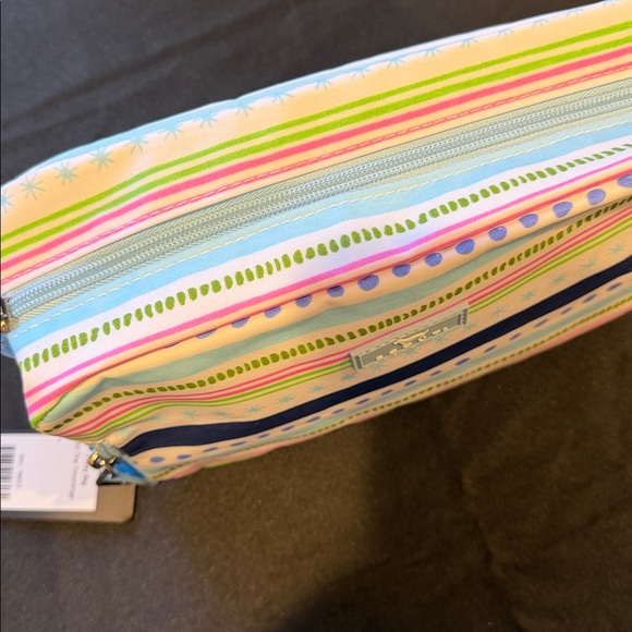 SCOUT - 3 Way Toiletry Bag - All The Trimmings - Coated Cotton 10.75 x 5.5 x 4” - Picture 4 of 9